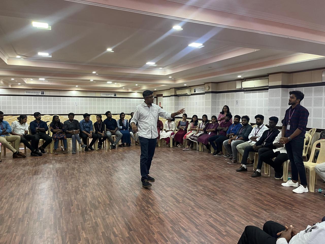 JBSI conducts a workshop with SRM students focusing on current job market trends and the evolving HR field.